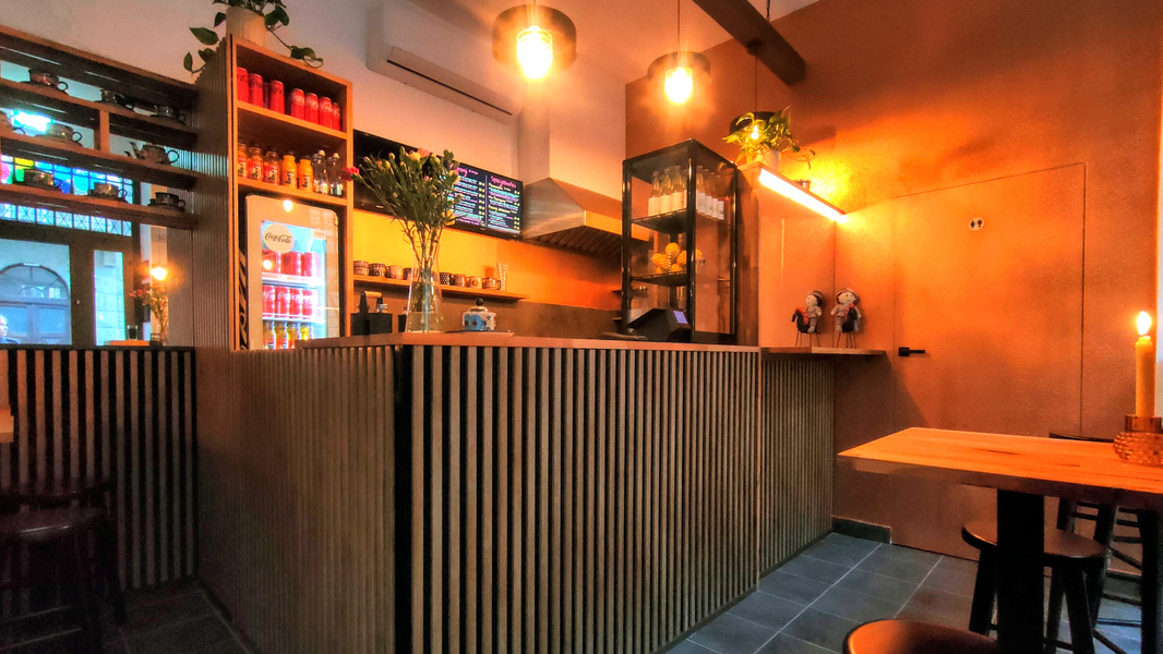 Zdjęcie na okładce dla Pieromir - pierogi & tosty